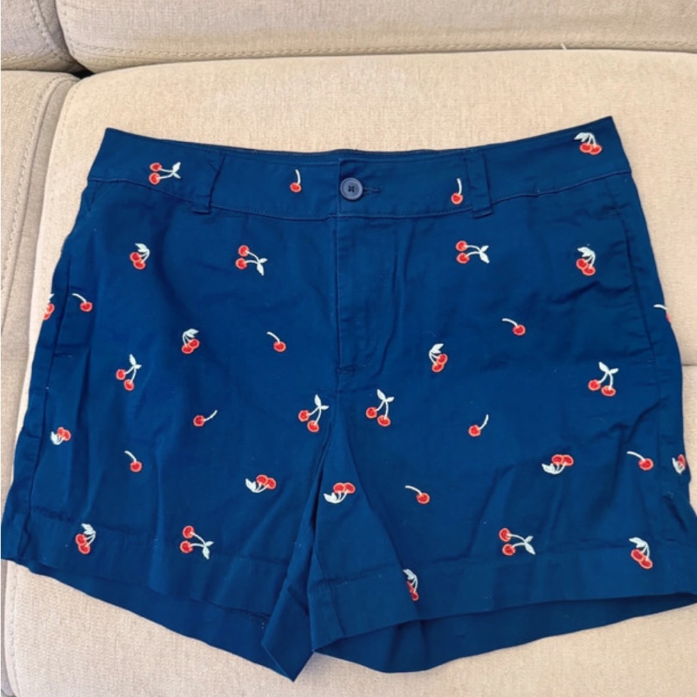 St. John's Bay Navy Shorts w. Cherry 🍒 Embroidery